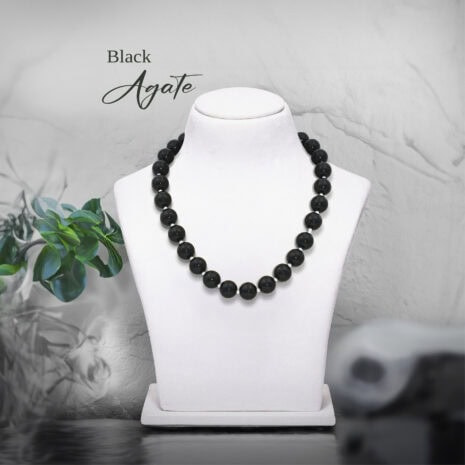 1000X1000_Black & White_Moonstone-18 1000X1000_Black & White_Moonstone-18