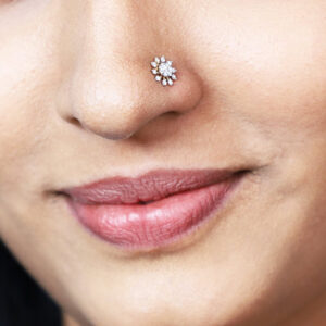 Serene Diamond Nose Pin