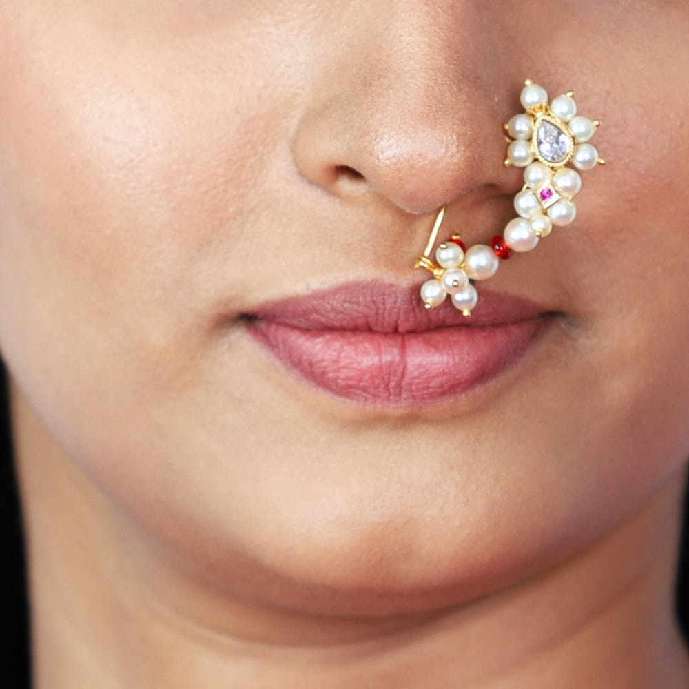 Brahmani Cultured White Pearl Nath in 22kt Gold