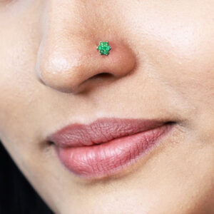 Emerald Flower Nose Pin