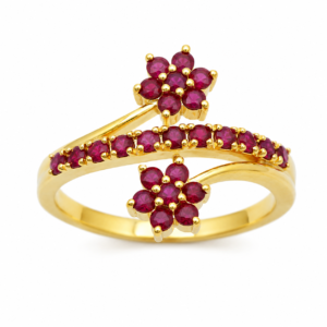Golden Sunbeam Ruby Ring in 14/18 kt Gold